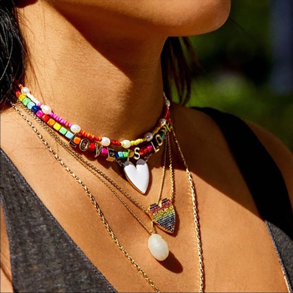 White Heart Necklace - Picture 4 of 5